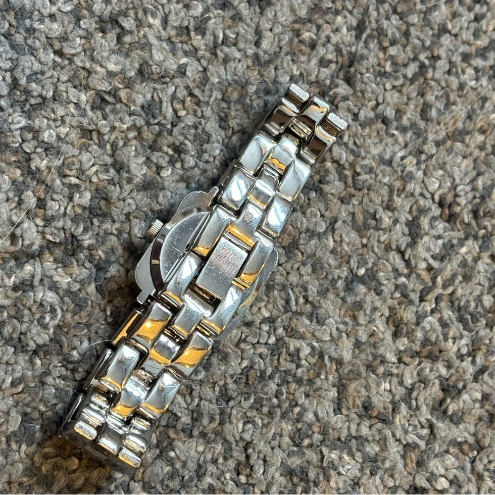 Gucci Silver G Watch